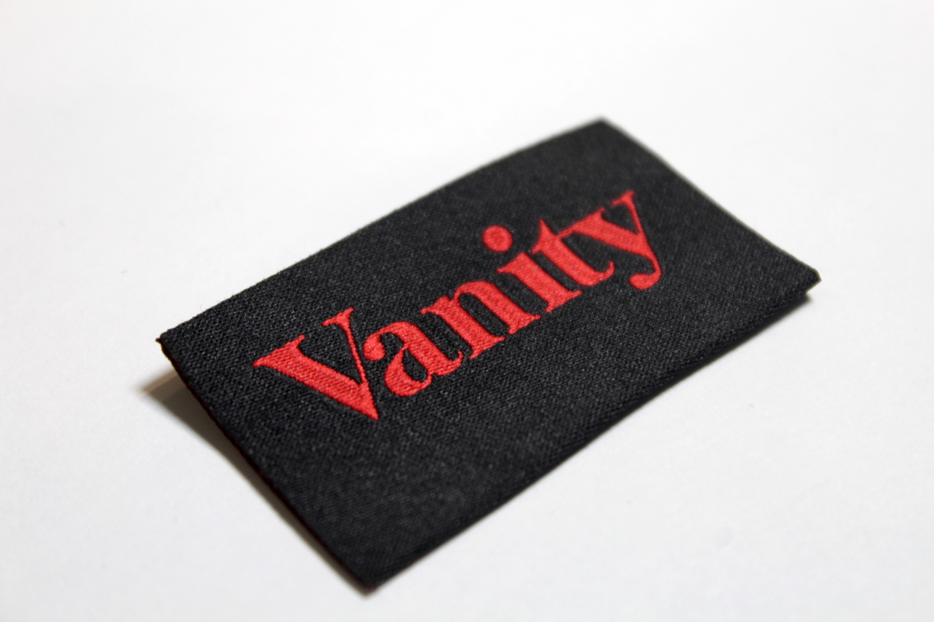 custom woven label