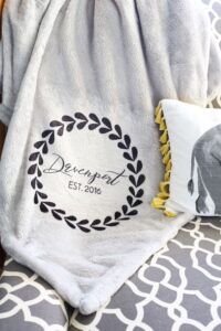 Custom Blanket Guide: Personalization & Comfort