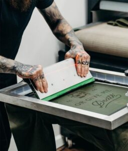 Custom T-Shirt Printing: Choosing the Best Service