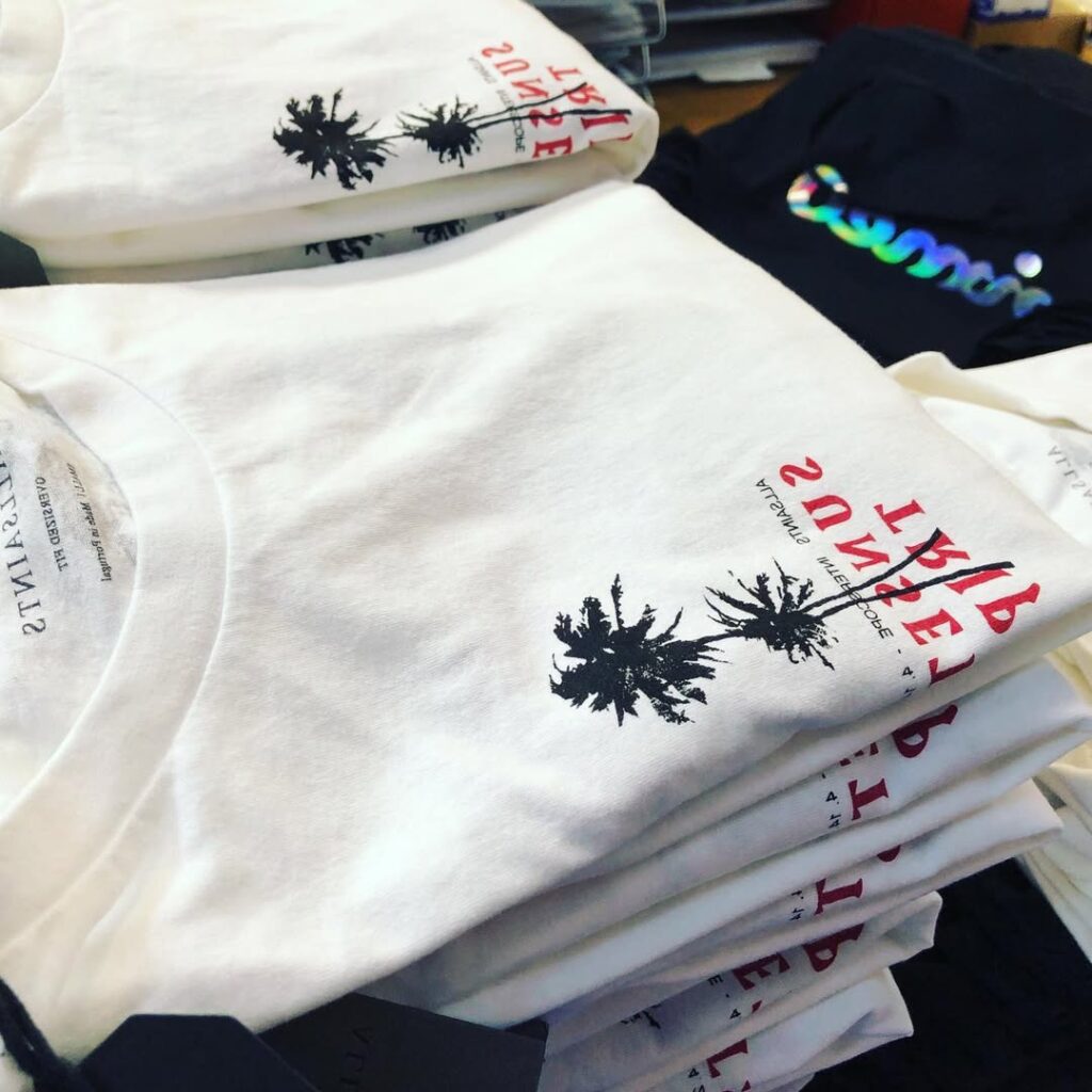 why-bulk-custom-apparel-is-your-brands-secret-weapon