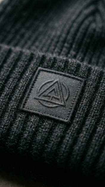 Small embroidery on knit