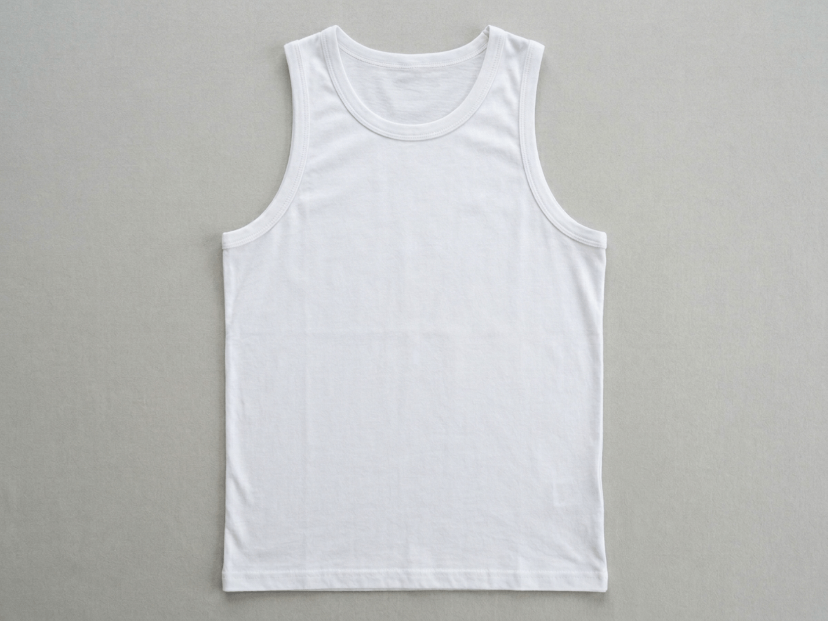 Tank top anatomy - neckline, shoulder straps, chest, side panel, hem